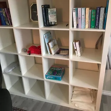 Comfortable 3 Bedroom On One Floor.