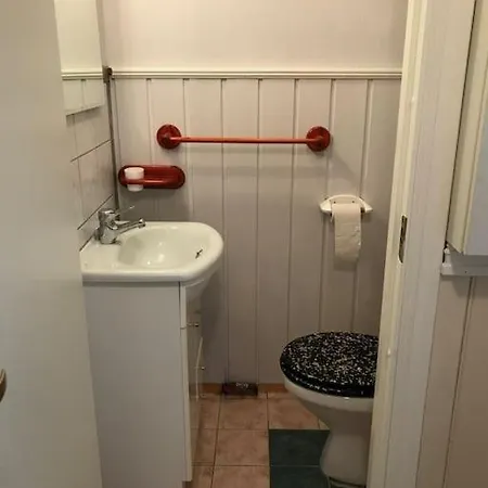 Comfortable 3 Bedroom On One Floor. 산데피요르드