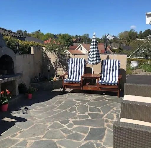 Appartement Comfortable 3 Bedroom On One Floor. *