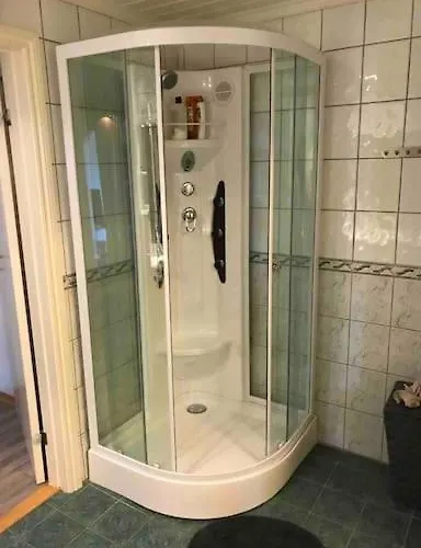 Comfortable 3 Bedroom On One Floor. ساندفيورد
