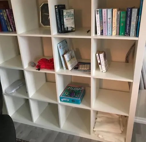 Comfortable 3 Bedroom On One Floor.