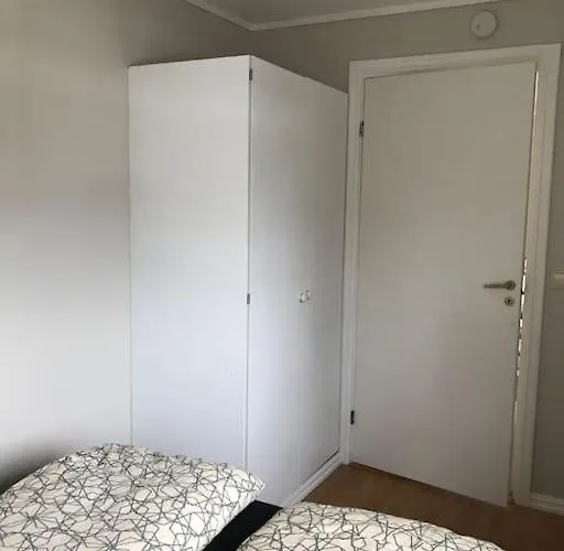 Comfortable 3 Bedroom On One Floor. * ساندفيورد