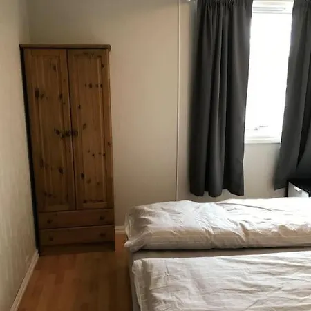 شقة Comfortable 3 Bedroom On One Floor. *