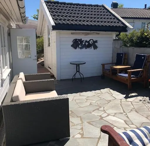 Comfortable 3 Bedroom On One Floor. * Сандефьорд